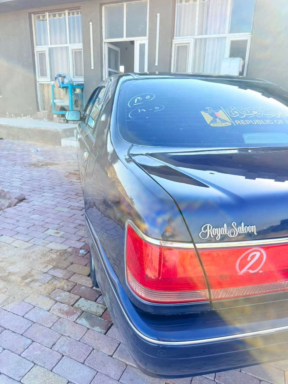 🚗 تويوتا كراون موديل 2002 للبيع 🚗
المواصفات العامة:

• اللون: نيلي مميز.

• الرقم: ألماني (نظام الإنكليزي الجديد) – المداورة مباشرة باسم المشتري.

• الوضعية: كفالة تامة من "الكص"، السيارة جاهزة تماماً وما ينقصها أي شيء (كلشي جديد).

⚙️ المحرك والميكانيك:

• المحرك والكير: محرك جديد (صار له 7 أيام فقط من ركب)، (تحويرة كاملة وجاهزة).

• الحدادية: بنسبة 70%.

• التبريد: فريزر ثلج (تبريد أمامي وخلفي ).

✨ الإضافات والمميزات:

• تبريد خلفي منفصل.

• نظام (4 دكم) 

• تخم تاير جديد.

• ويل كب أصلي.

🛠️ حالة البدي (الحادث):

• ضربة  في  (الجنطة الخلفية) فقط، وباقي البدي سليم وكفالة.

💰 السعر:

• 115 ورقة (بها مجال بسيط جداً للشراي ).

📍 الموقع المعاينة:

• النجف الأشرف – طريق (نجف - كربلاء)، عند العمود 133.

📞 للتواصل والاستفسار:

• الهاتف: ***********

مراوس فقط كوري اراوس
