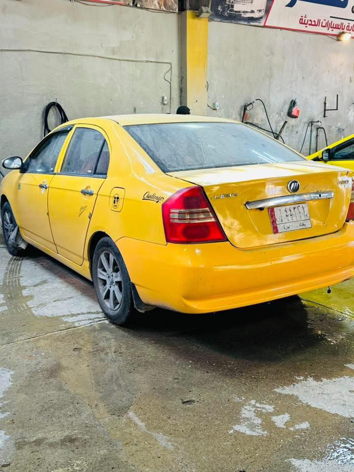 السعر :40 وبي مجال   موديل 2011  مصبوغة جماليا بدون حادث تبريد تدفئة شرد تايرات 4 جديد دبلات قواعد درام شفتات جديد سيارة حلوا ومصروف عليها بس يعوزها ملاحضات بسيطة بل خارج +مكينة وكير بلادي  عنوان موصل ايسر حي عدن 
*********** واتساب 
***********
