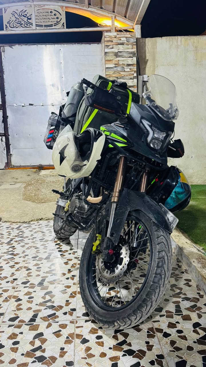 دايوان ادفنجر 300cc
موديل 2025
ماشي 19الف 
السنوية ضاعت من عندي 
وباسم ولد بلمدينه تروح اداور وطلع سنويه جديدة 

الدراجة جديدة 
ومحور ويل خلفي ويل كب 
الدراجة عليها صناديك GS
وعليها منظومة كاميرات ومنظومة gbs
وشاشة كاربلي 
بيها ملاحظات بسيطة

للاتصال *********** بغداد, العراق
