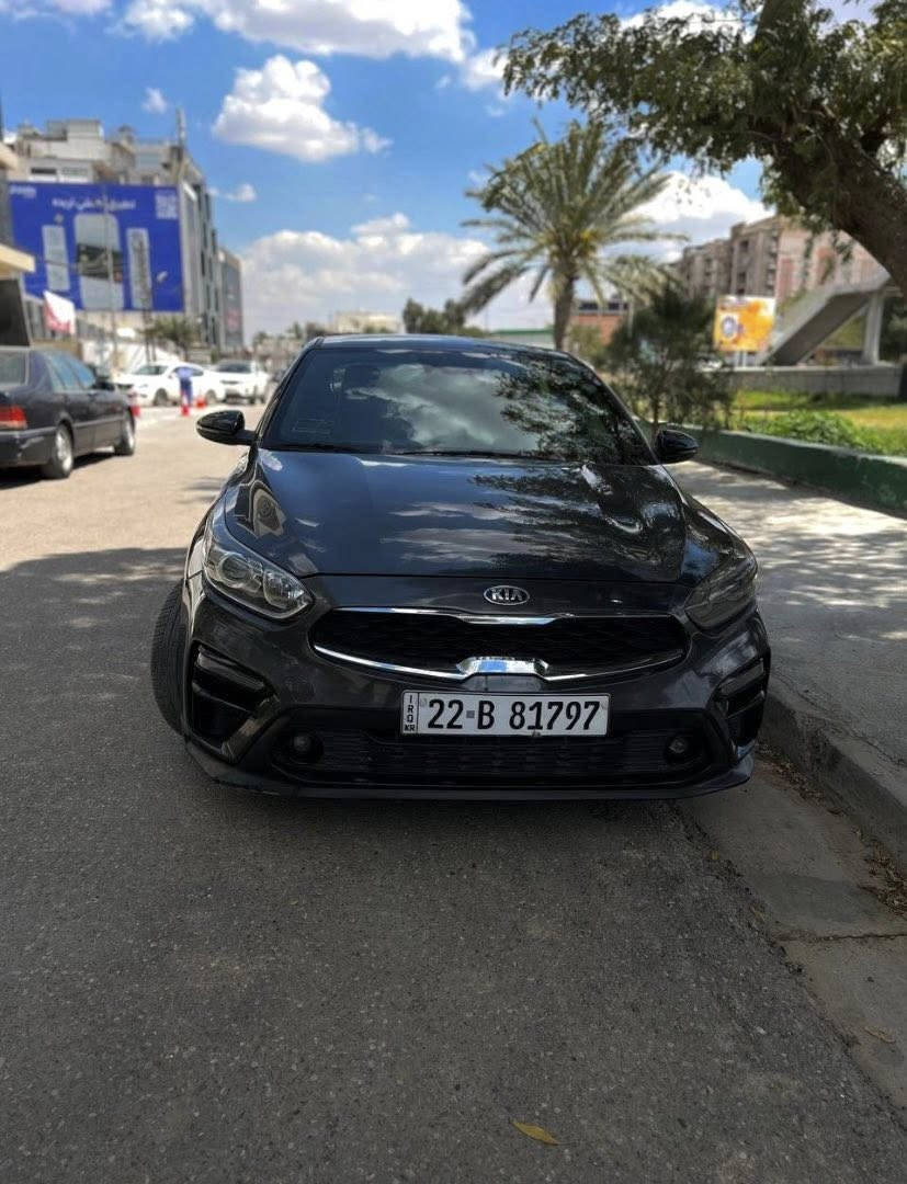 من رخصةالأدمن المحترم
🚗 للبيع: كيا فورتي GT-Line موديل 2021 🚗
السيارة بحالة ممتازة جداً، "مال جناي" ونظيفة من الداخل والخارج فقط ملاحضات بسيطة  بمواصفات مميزة وشكل رياضي.

• المحرك: 2000 DOHC (دوش).

• الفئة: GT-Line (شعار الـ  GT Line موجود بكل تفاصيل السيارة).

• أنظمة القيادة: 3 وضعيات قيادة مختلفة.

• التحكم: ستيرن حرف D الرياضي (المرغوب).

• نظام القيادة الذاتية (رادار وتحديد مسار).

•كشنات جلد + مخمل بتصميم رياضي.
+ ويل كب حجم 17 الخاص بفئة GT-Line.
• ملاحظة: المواصفات "فول" عدا الفتحة 

• الضرر: جاملغ جهة السائق (مبدل) 

• الإيرباكات: سليمة 100% 

• السيارة مكفولة (كير ومكينة)،

 وبدون أي ضرر باللغد أو الشواصي أو الدواخل (شرط الفحص)

• الرقم: أربيل شركة تريد تحويل تريد وكالة جاهز
• مكان : بغداد حي الجامعة
• السعر: [ 130ورقة وبيهة مجال ]
للاستفسار والتواصل: ‭٠٧٧٠ ٠٨٣ ٦٥٢٥‬
