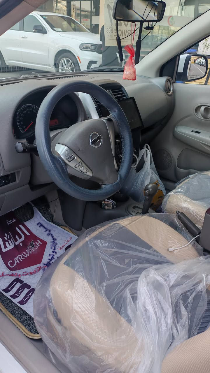 نيسان سني هندي موديل ٢٠٢١ السيارة بيهه فقط مكانات بارد صغار محرك توه شاده جديد تبريد سنوية توهه مجدد ورقم انكليزي السيارة رايدلهه شوي ترتيب بيهه طاخه حاليا بالمدگر امامي السعر 98 وبيهه مجال قليل *********** البصرة البهادرية
