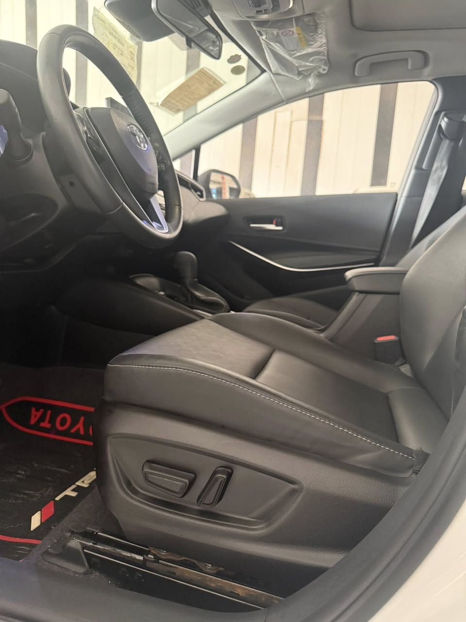 كورلا هايبرد 2025
ماشية٧ الاف
كفالة عامة
السعر 155$
مكاني بغداد ابياغ
***********
