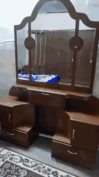 غرف نوم للبيع السعر 225
*********** بل ايمن
