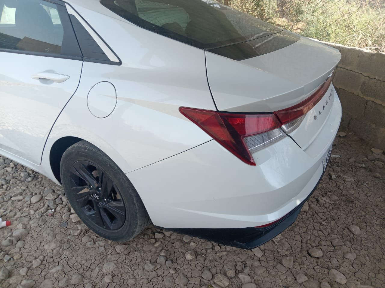 السلام عليكم
النترا ٢٠٢١ بغداد دولي لون ابيض بنيد مبدل البلادي وشخط بالباب الجانب الأيمن بدون اي داخل مكفول شاشة كبيره بصمه تشغيل وأبواب محرك دوش كير AT   تحديد مسار نقاط عميا  رادار لد نهاري سياره حلوه سياره باسمي تريد تحويل او وكاله الرقم *********** مكاني واسط 142وبيه مجال لطيبين
