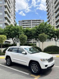 Jeep Grand Cherokee 2012 جیب لاریدۆ ٢٠١٢ مواسەفات بەسمە  دوو بەسمەی بی...