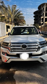 لاندكروزر • ٢٠١٨ • ٦ سلندر ٤.٠