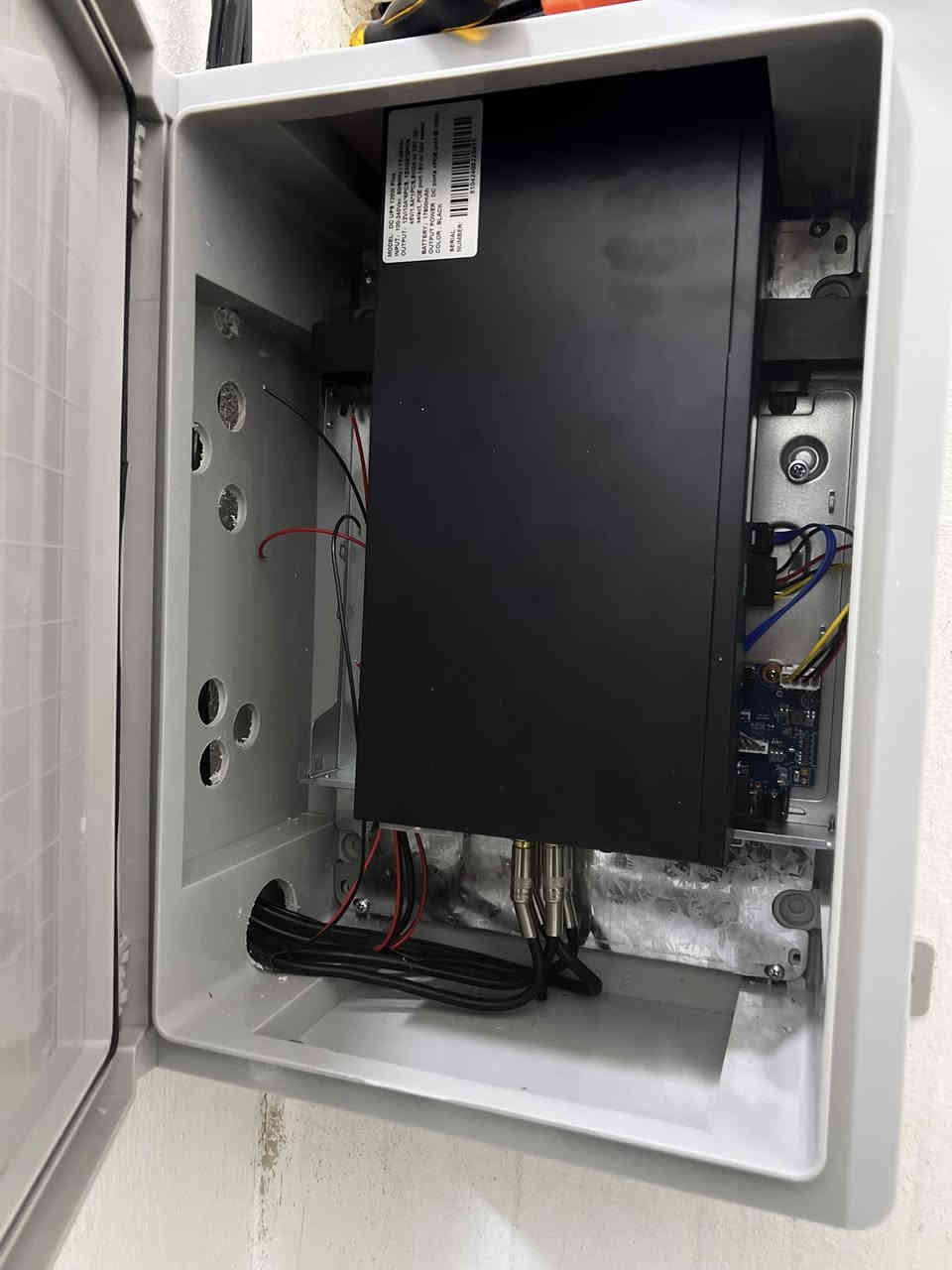 تجهيز منزل في النجف الاشرف بكامرات 5ميكا ليلي ملون وصوت
***********
