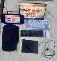 للبيع 💻 1️⃣ Lenovo Legion Go – 1 تيرابايت  المواصفات والمميزات:  • معا...