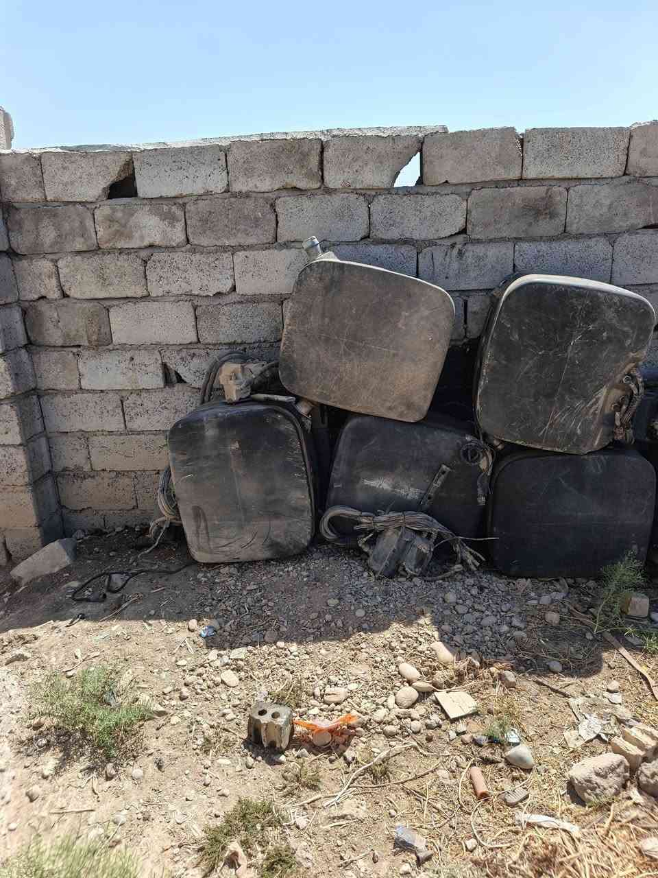 للبيع كامل دبات ادبلو ٣٠ واحد ابيع جمله مفرد
للستفسار ***********
