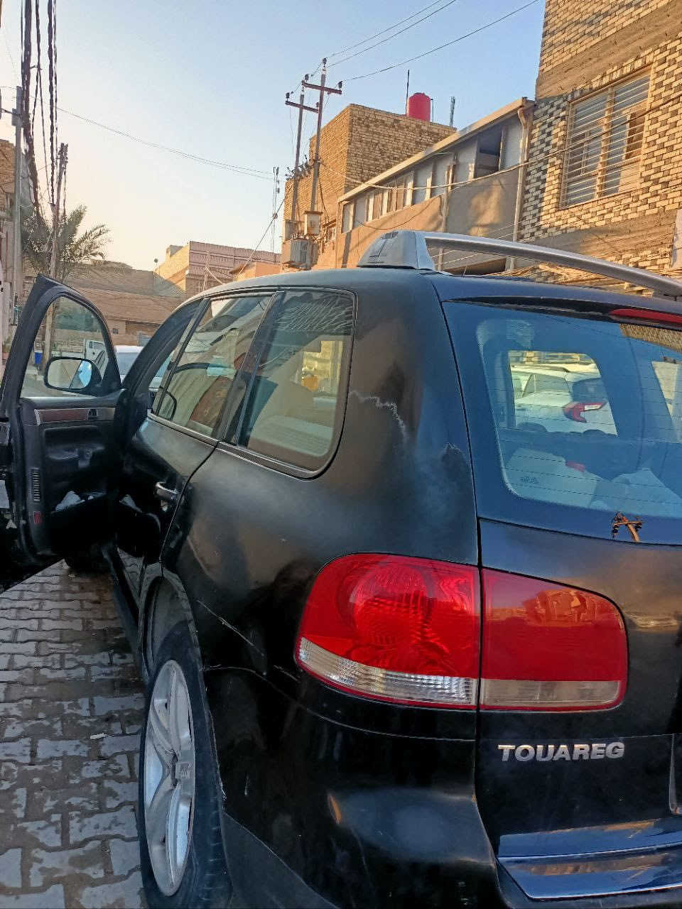 لبيع او مراوس سلام عليكم فوكس واكن طوارئ
مديل ٢٠٠٤ 
سياره شغاله ونضيفه يحتاجله ترتيب كير بي مشكله بل حساس سعر المطلوب ٤٥ وبيه مجال سياره حداديه هسه مسويه امراوس حسب القناعه 
مكلف بل نشر رقم صاحبه عنوانه نجف 

‭٠٧٨٣ ٠٤٤ ٧٧٥٨‬
