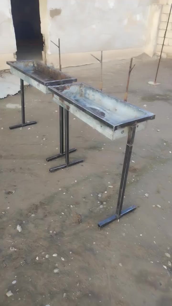 ***********
***********
