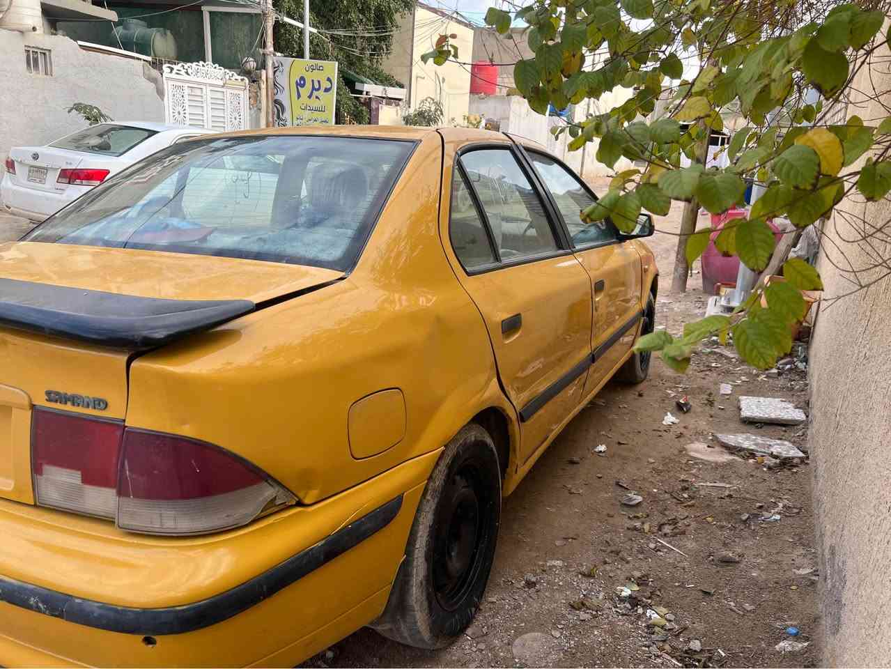 سلام عليكم سمند مديل 2011 مكفوله من الضربه 
رقم بغداد سنويه لل2028 مصفره هيئه وغرامات 
مكان نجف ***********
السعر 21 النجف, العراق
