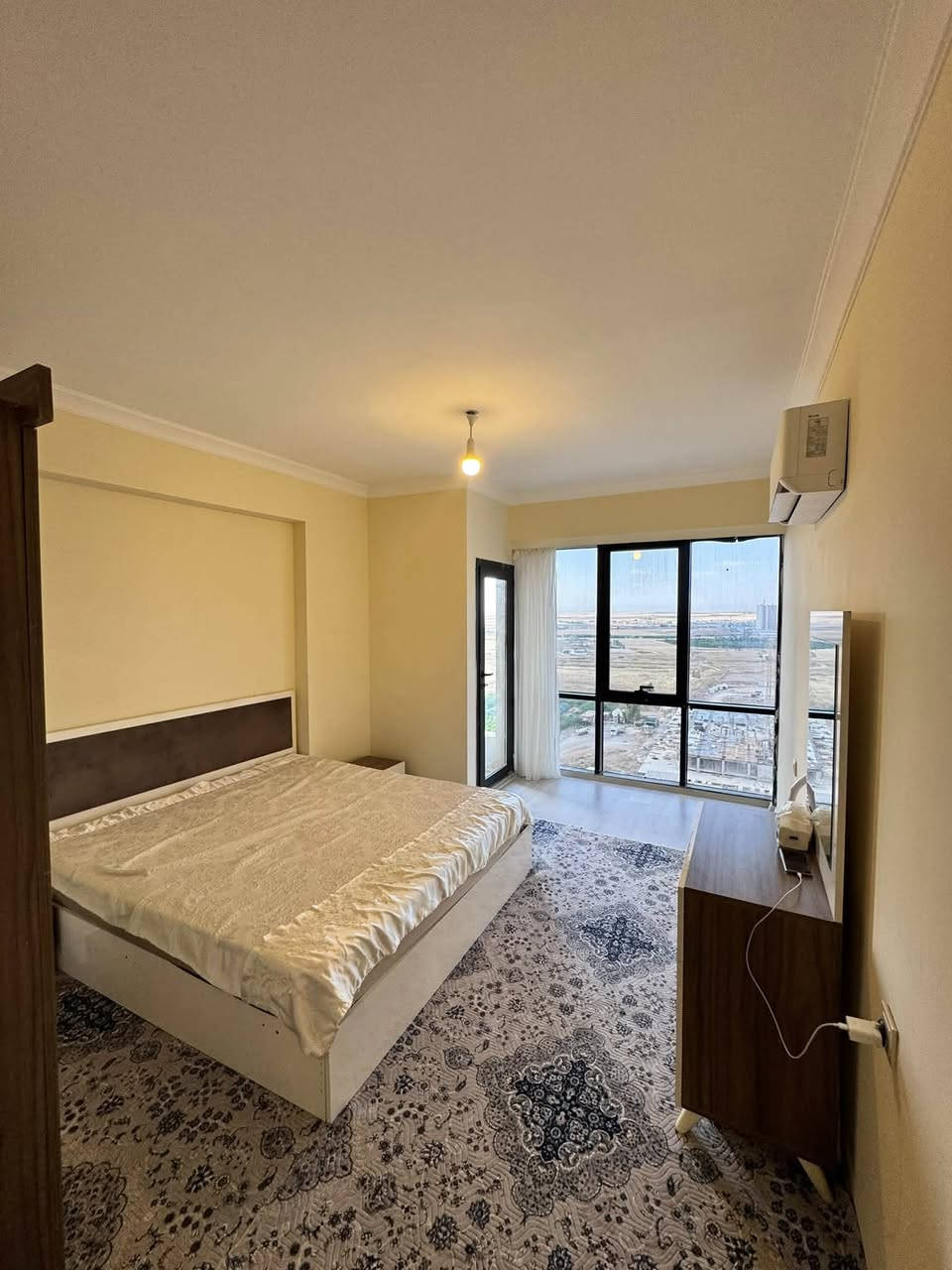 لالاڤ صن تاور 🏢🌴
شوقەی يةك ژوورى  رووبەری(84م) بۆ فروشتن راخراو✔️
🔹يةك ژوورى(1+1)
◽️داهاتووی مانگانەی شوقەکە $400✅
◽️بالکۆن
◽️چێشتخانە
◽️ژووری پێشوازی
🔺🔺🔺🔺🔺🔺🔺
فرصة سكن مريح في مشروع "سن تاور🏢🌴
📍لآلاف صن تاورز بيع 🏢😍
شقة غرفة و صالة بي مساحة
(84م)شراء موثث   😍 ✔️
فرصة استثمارية بعائد ابجار $400✅ 

🔹غرفة و صالة فارغ (1+1)
◽️غرفة  نوم 
◽️اثنين حمام
◽️بالكون 
◽️متبخ 
◽️استقبال 

📞⬇️| WhatsApp 🟢
*********** 
wa.me/9647503392722
