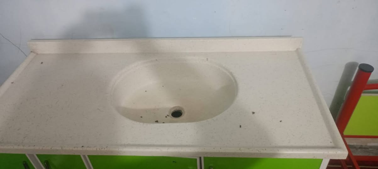 جرابي جددللبيع عدد٣ الوحد٤٠ قفل ماخذين الوحد١٠٠ كاونترمرمر٣ قطع ***********
