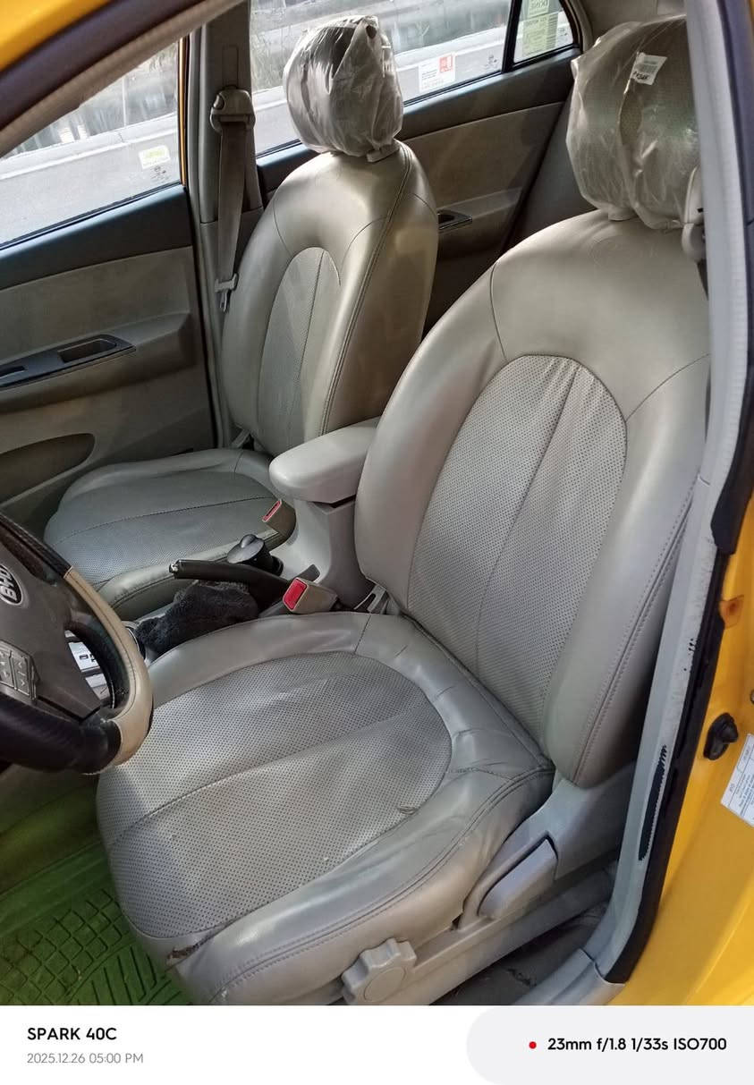 السلام عليكم بي واي دي موديل ١٣مكينه وكير كورله مكفولات تبريد شغال كامرة خلفية مشط ستيرن جديد دبلات جدد مكفولة من الضربه والتبديل والصبغ كهربائيات فول سنويه مجدده السعر ٦٢ بيه مجال شي قليل الميعجبه لا يعلق بغداد العبيدي ***********
