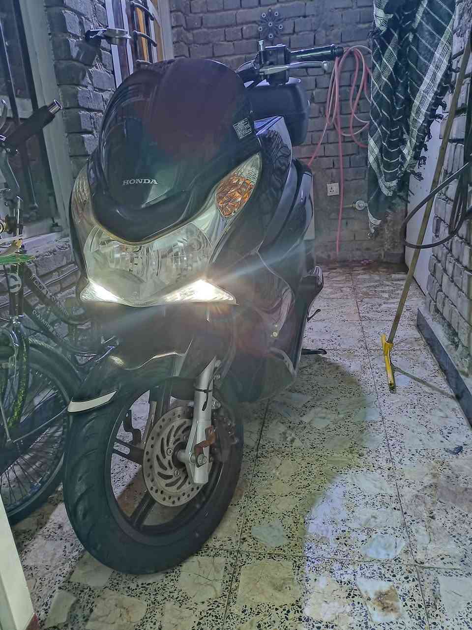 ألسلام عليكم شباب بي سي أكس للبيع جيل أول ياباني شرط ألفحص ألسعر ١٥ $ورقه وبيه مجال للشراي ***********
