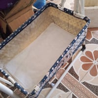 سرير اطفال • طبي • لحد سنه