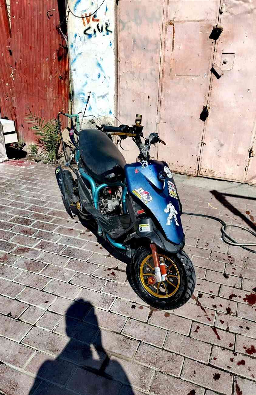 من رخصت لادمن يأبه سلام عليكم ورحمة الله وبركاته ماكس عدله مزوده عليها مكينه فراشه / 140خير من الله ماتوكفك بطريق مشالله ولفين كبار صالنه أف م ويل كب ذهبي بسود مطعم دراجه حالته 100/100معمره جديد بس شي مختلف لاستفسار هـ/*********** /السعر (850) وبيها مجال ملاحضه دراجه هسا مقفله كفرات كلها موجوده
