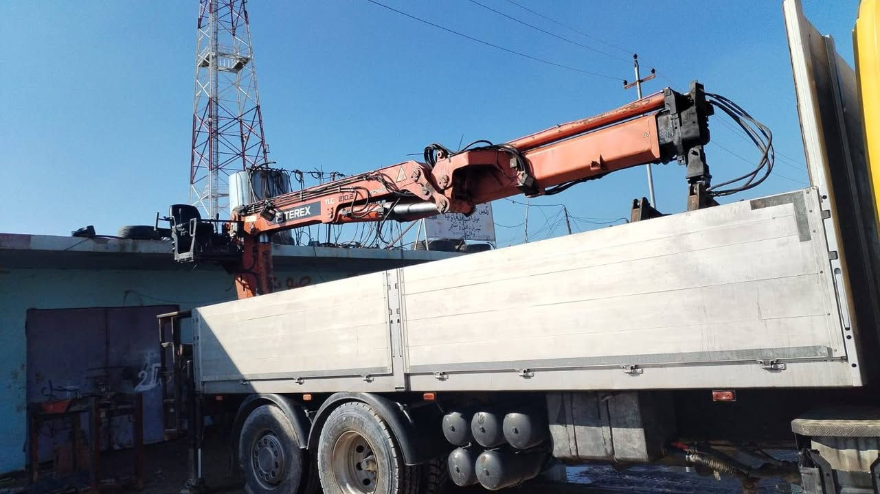 سياره كرين للبيع موديل ٢٠١١/للاستفسار الاتصال على الرقم :-***********
