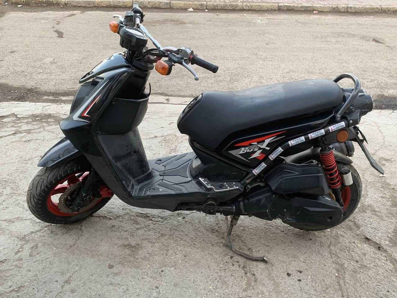 السلام عليكم اللهم مصلي على محمد وال محمد
سكنس جبلي دراجه خير من الله مكينه بل مشي متسمع صوتها خير من الله كلشي شغال بيها اشاير عالي ناصي كلشي شغال بيها خير من الله مال رمبه قبل شهرين منزلها و اوراقها موجوده سعرها مليون وميه وخمسين لل طيبين دراجه مال رمبه التواصل واتساب او على الرقم *********** المكان بغداد حي اور
