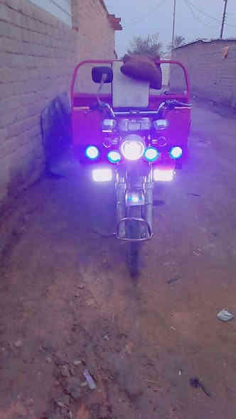 سلام عليكم ستوته جمره للبيع ستوته مال جناي نضيفه موديل 18 اوراق اصولي مكفوله محرك ما مفتوح ستوته قطره خياس ما بيه سعر 1800 وبيه مجال قليل حك الجيه مكلف بالنشر/ للتصال / *********** مكان بصره قضاء المدينه بني منصور /  والشراي بخدمته
