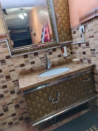 مغسلة كاونتر مرمر ستل ستيل شغل فصال وتزكام نظيفة جدا الضرر فقط فطور با...