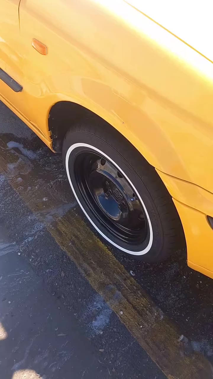 سلام عليكم
سمند ناطق. موديل. 11 

سيارهه معمره تعمير جديد.  + سنويه ل 28 قم نكليزي بسمي

كيرر او مكينه كفاله من كلشي 

دوشمه كشنات او تنته او بطاين بيبان جديد سفريات 

سيارهه مناقصات اي شي. نقصها بس تبريدد 

المكان واسط كوت.   التواصل.  ***********
