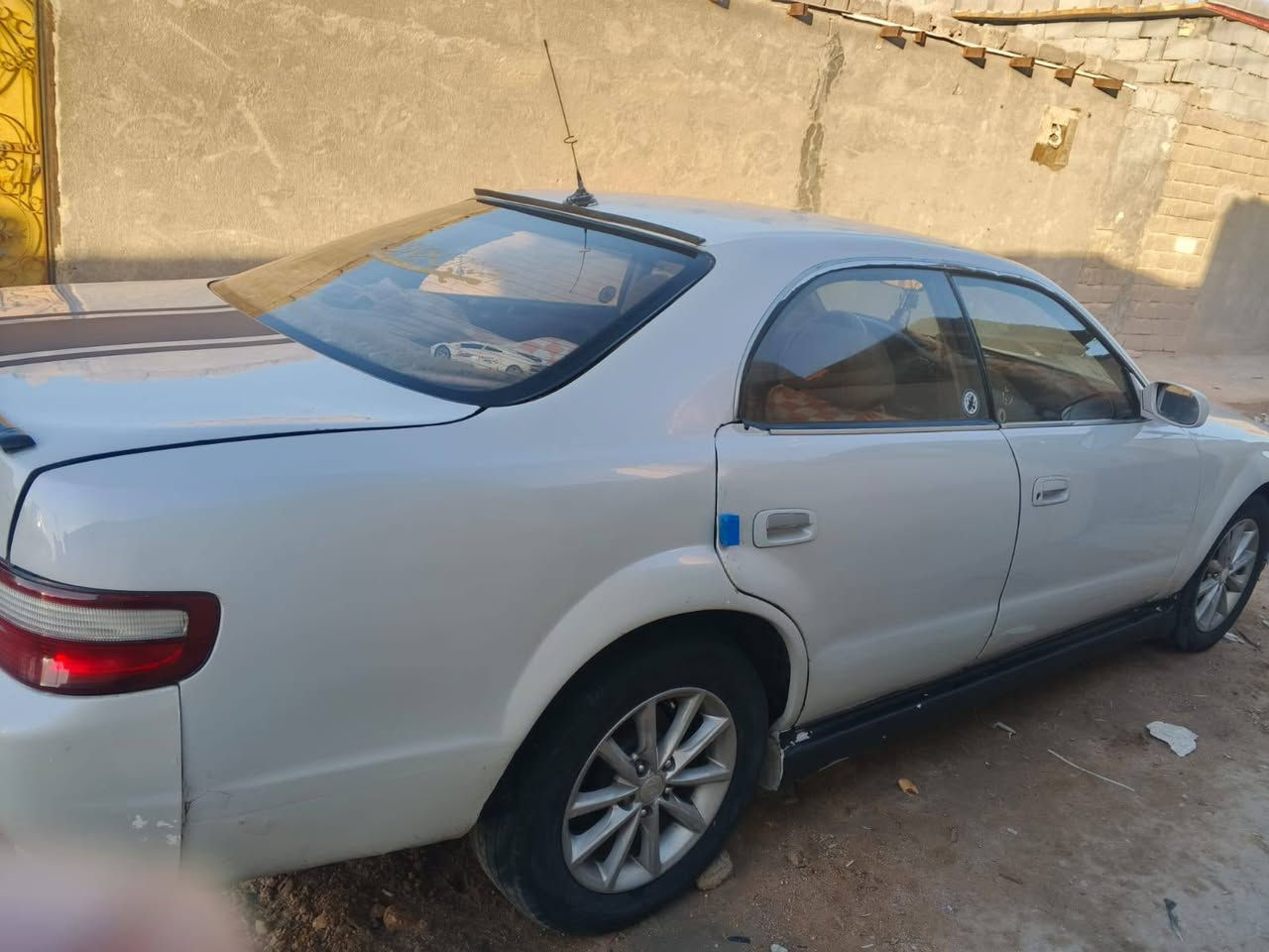 شيزر موديل 93 سنويه تنتهي 2031 السيارة بسمي مصبوغه عام للبيع او المراوس حسب القناعه
السعر: 52 ورقه
العنوان :البصرة .الزبير
رقم الهاتف:***********

