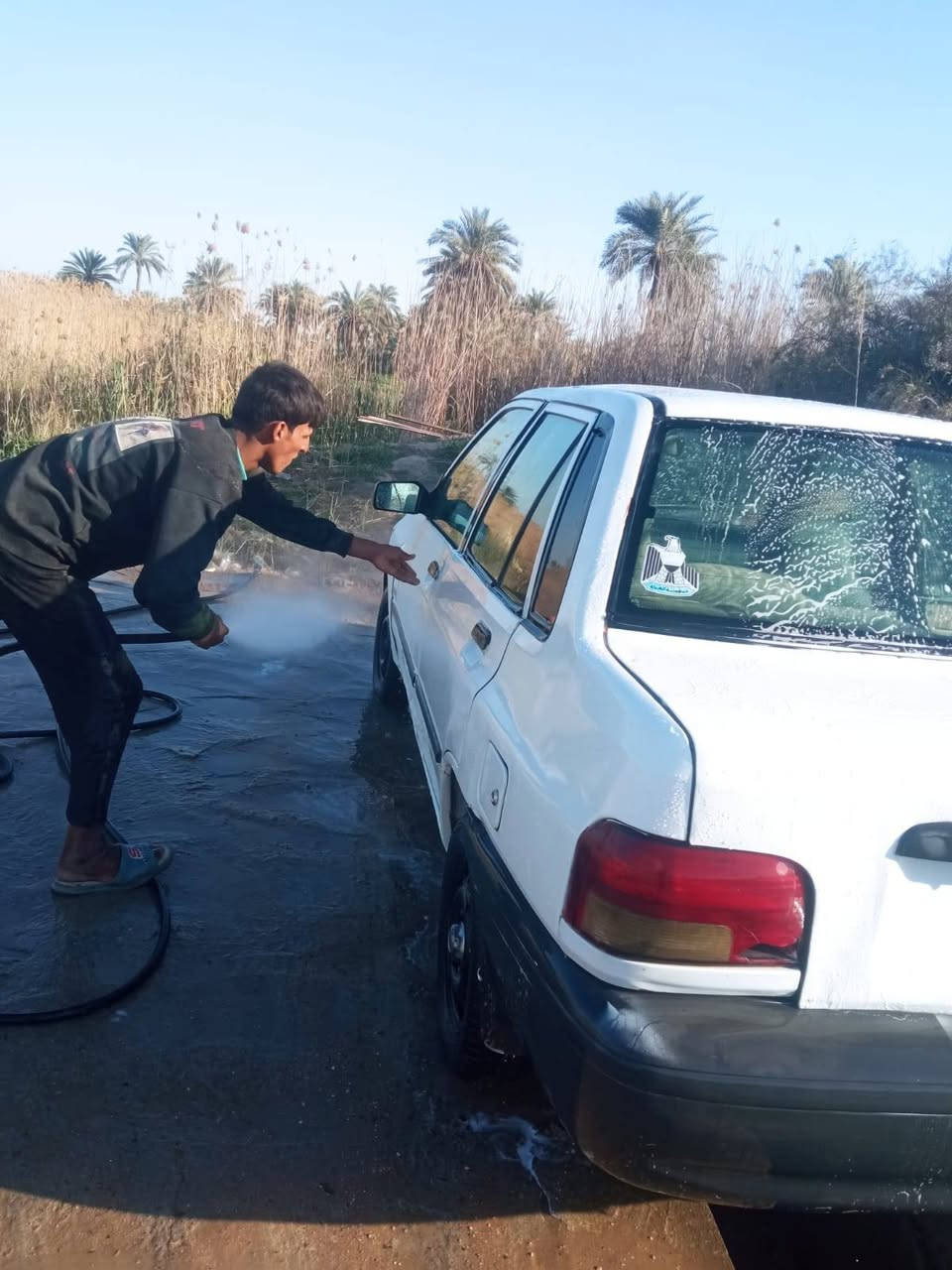 السلام عليكم سيارة سايبه للبيع مديل ٢٠١٠ السياره جاهزه ما عوزه اي شي مكينه كير شرط شواصي بلاديات السعر ٢٨ وبيه مجال حك الجيه الاتصال على الرقم *********** مكاني النجف بل حيره
