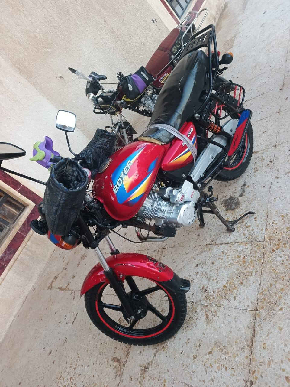 السلام عليكم للبيع ماطور بوكسر مرقم شرط التحويل موديل 2020 للاستفسار الاتصال على الرقم ***********
