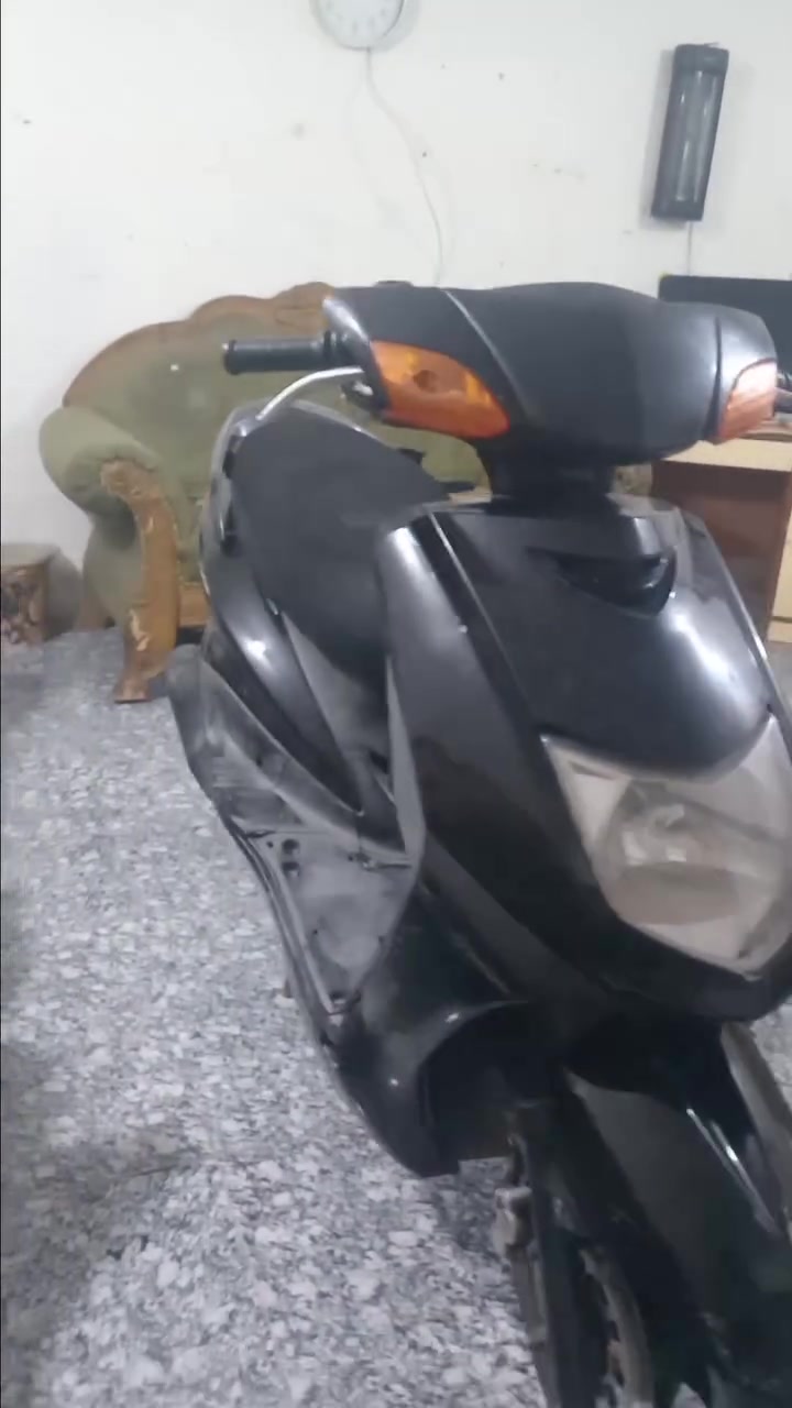 سلام عليكم دراجه سكنس نثيه 110 ياباني دراجه خير من الله سعر 300 و بيه مجال


**إذا كنت صاحب هذا الإعلان وتريد حذفه لأي سبب، رجاءا أرسل رسالة إلى الدعم الفني**