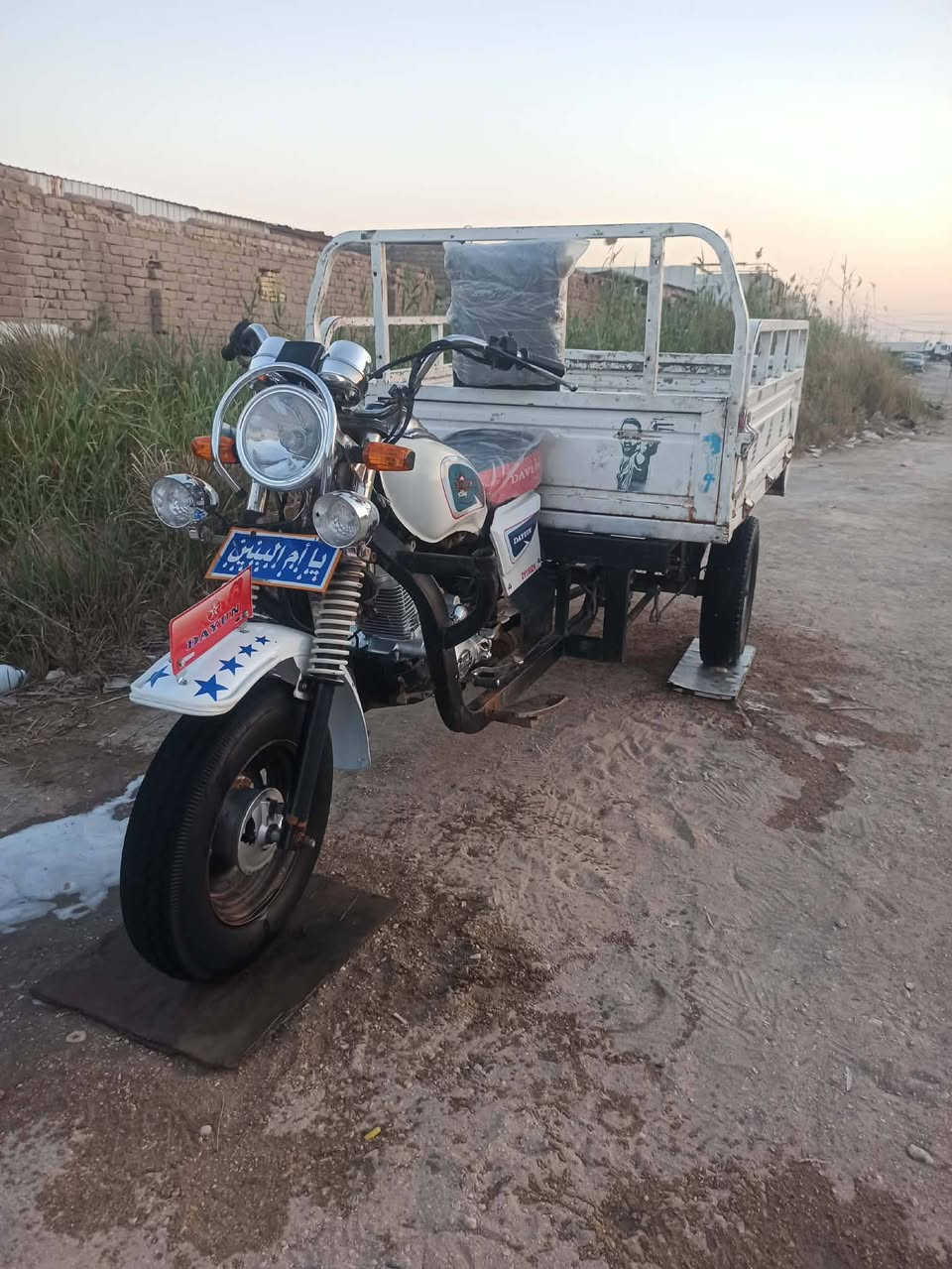 السلام عليكم ستوته للبيع موديل 13 شاصي مقفول اوراق كامله كهربائيات شغاله سعر 1,400 ناصريه مركز محرك جديد صار له شهرين ***********
