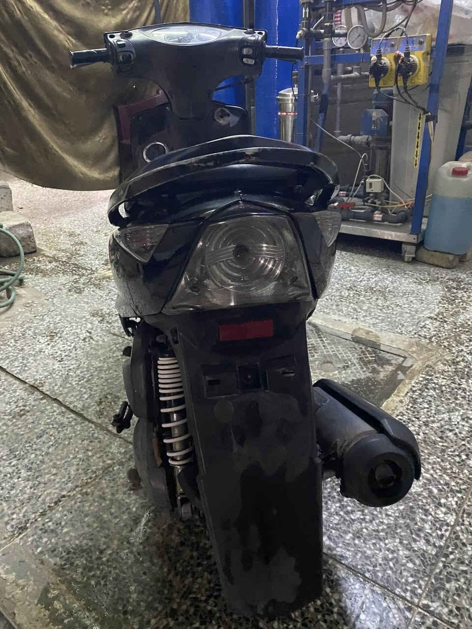 السلام عليكم دراجة كاملة مابيه نقص مكاني شعلة اتصل وتدلل ‭0770 636 8958‬
