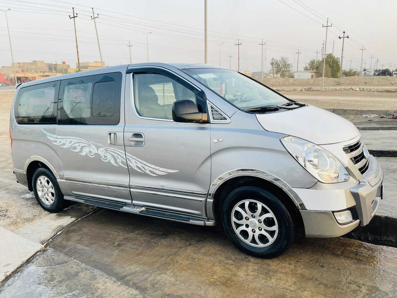 ستاركس 12مكينه7 سياره احله من الصوره بيها جاملغ خلق السائق صبغ وجوه باس السدر كارت صبغ عله كد شبر ولباقي كفاله مكاني البصره الهارثه سعر السياره 170وبيها مجال بصيط ***********
