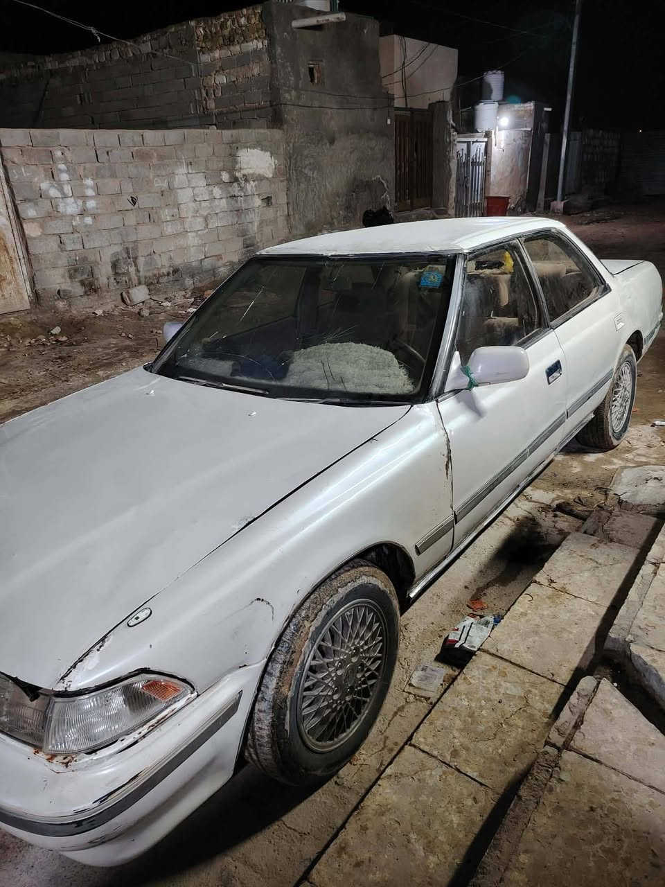 السلام عليكم  سياره مراك عضم مديل 92 مكان  نجف ابو صخير  رقم صاحب السياره ***********

