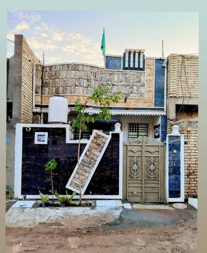#للبيع_الضباط_الثانية_شارع_٢٠_زراعي
{#قرب_افران_الاشتر} #_التفاصيل 👁👇
{#المساحة_105_متر} 
{#الواجهة_5_وربع_والنزال_20_ونص}
{#البيت_قاط_واحد☝} 
{#للعلم_البيت_للبيع_مع_الاثاث} 
{#الاثاث_سبلت_عدد_2_جدد} 
{#أيضا_طباخ_جديد} 
{#أيضا_تخم_جديد} 
{#أيضا_منضومة_كامراة_عدد_4مع_بلازمة}
{#أيضا__ثلاجة} 
{#أيضا_كاونتر_جديد} 
(#السعر__73 #مليون_الاستفسار_على} 
     
    ( #الرقم__*********** )
