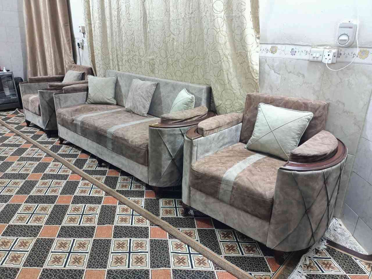 السلام عليكم غراض للبيع مكاني بغداد حي اور سبع قصور ***********
