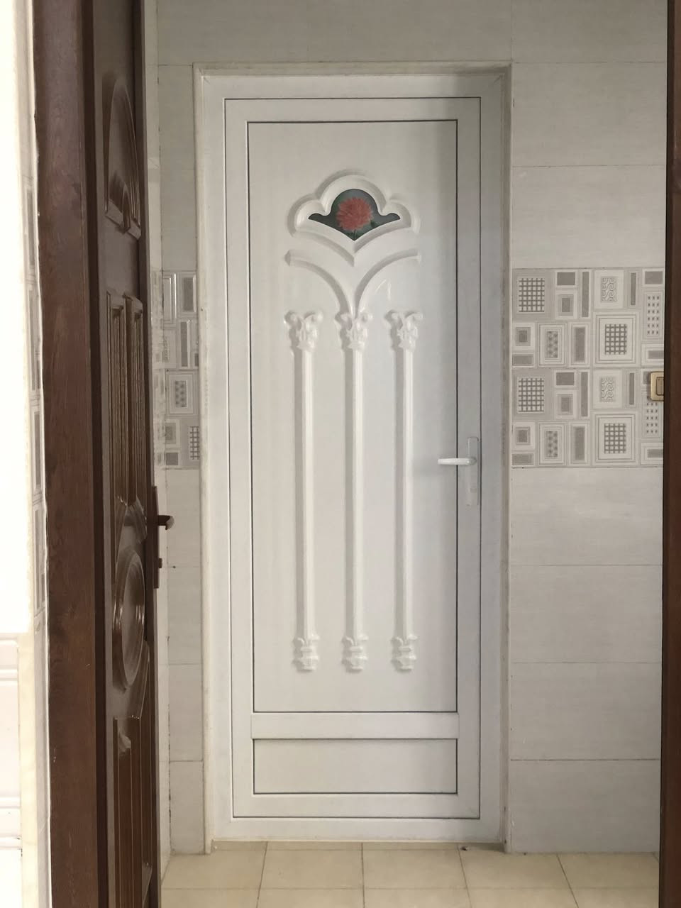 نعمل داخل #الرمادي الأبواب بأنواعها وبأنسب الأسعار راسلنا وتدلل .
***********
