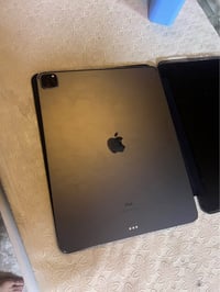 آيباد پرو ١٢،٩ • ١٢٨ • پوبجي ١٢٠fps