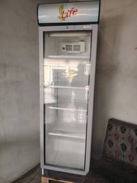 ثلاجة • نضافة • شرط الشغل