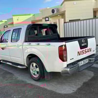 نيسان نيفارا 2012  رقم انكليزي بغداد  كير اوتماتيك مكانها بغداد  السعر...