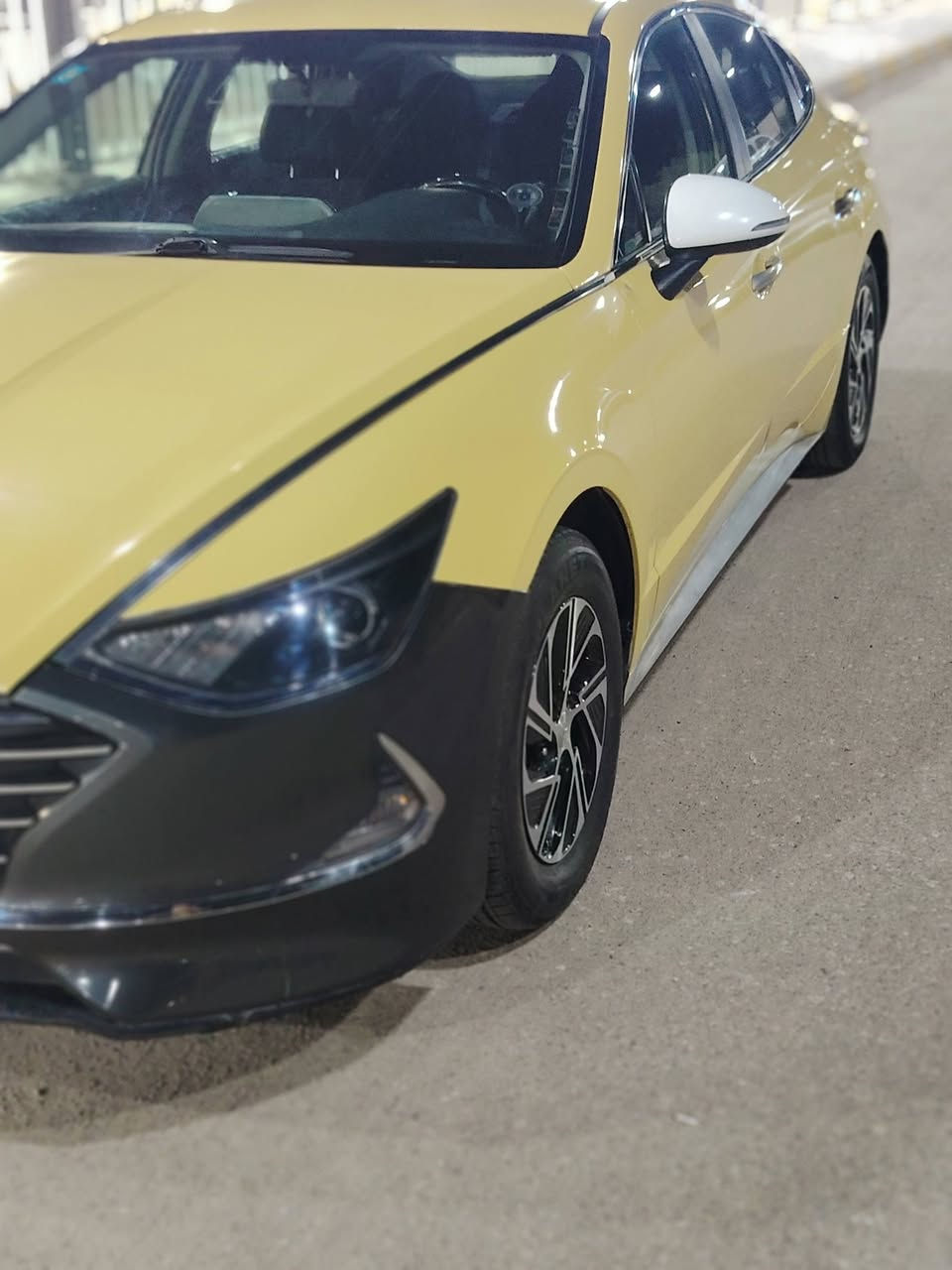 السلام وعليكم ورحمة الله وبركاته
سوناتا 2023 تكسي دبي اصل

رقم السيارة المثنى
سياره نضيفه خير من الله 
خليجية فول مواصفات 
المواصفات⚔️
1/كير دكم 
2/مثبت سرعة ذكي
3/ تبريد اوتو ذكي
4/أوتو هولد 
5/سايد بريك بصمه 
6/شاشه كبيرة تدعم كاربلي اندرويد اوتو
7/بصمه تشغيل 
8/بصمه بيبان 
9/جنطه ذكية فتح عند الاقتراب 
10/تشغيل عن بعد 
11/مري شفط
12/اشاير بالمري
13/تخم تاير 
14/ماسحات أوتو 
15/اضويه أوتو
16/لايت عدسه ذكيه 3 ارتفاعات 
17/شاشة اعطال 
18/تبريد خلفي 
19/ وضعيات قيادة اربع مودات 
CUSTOM
SPORT 
SMART 
ECO
20/زر ركن لتشغيل الحساسات الاماميه 
21/لد خلفي ليزري
22/حساسات 360 درجة
23/أشارة ترحيب عند الاقتراب 
24/شفتات ستيرن 
25/بطاريات نوع12v 
26/ درايم شيفت دفع امامي 
27/تبريد شاشة 
28/تبريد بيانو اوتو
29/ويل كروم حجم 16
30/تقفيل ذاتي عند وصول السرعة20

مكان السيارة ناصريه (قضاء الغراف) 
السياره خير من الله والسعر 135$
هاتف *********** 
وبيه واتساب
