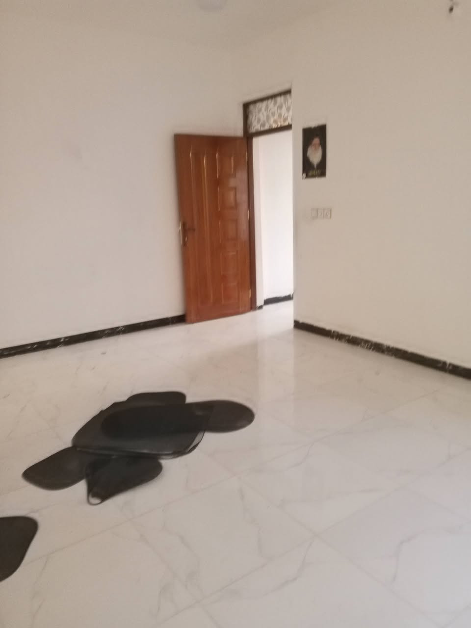 دار لليجار موقع ابو غرق حي شرطه غرفتين نوم وهول وستقبال ومطبخ للستفسار لاتصال عل رقم ***********
