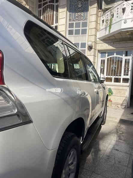 سلام وعليكم للبيع برادو موديل 2013 TXL مكفوله سيارة 🚗 جديدة السيارة محرك 4 ستلندر محرك 2700  ماشية 116 السعر 240 وبيها مجال بسيط رقم الهاتف ***********
