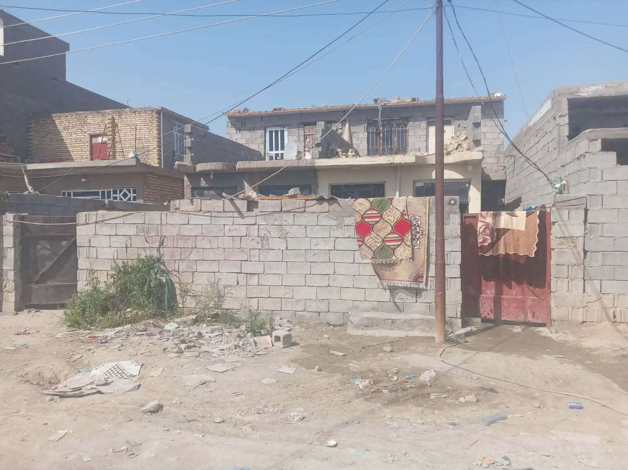 � للبيع وبسعر مغري 🚨

مشتملين للبيع فرصة نادرة ✨
🏠 كل مشتمل مساحة 120 متر
📜 طابو سند 25
✅ تحويل مباشر بدون تعقيد

📍 مناسب للسكن العائلي أو استثمار مضمون
💥 موقع ممتاز وسعر مناسب
🪧عنوان الخماس -العزيزية
📞 للحجز والاستفسار راسلنا على الصفحة او الاتصال على الرقم ***********
