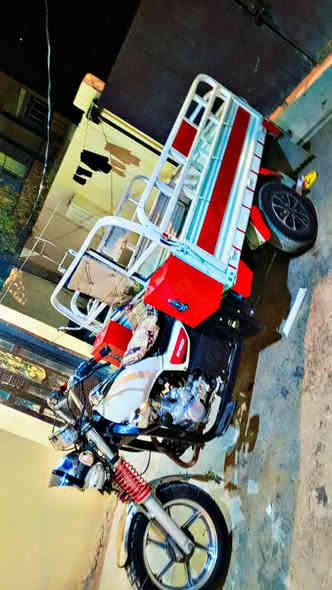 ستوتة فحل موديل 21 للبيع مكينة 25 كامل مكمل ما تذب علي ولا ربع ركبة شرط شركة اوراق منفيس ولوحة لصولية تلث تايرات جدد اصلي ويل كب السعر 1700 /‏‪***********‬‏ رقمي
