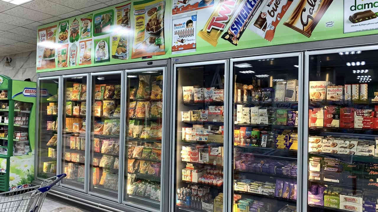 ✨ متوفر الآن | عارضات التبريد العامودية COSTAN ✨

فخامة إيطالية… وجودة تُرى قبل أن تُشرح.

🖤 تصميم أوروبي راقٍ
❄️ تبريد ثابت واحترافي
⚡ استهلاك كهرباء اقتصادي 

ليش Costan هي الخيار الافضل ؟
✔️ أبواب زجاجية ثلاث طبقات بعزل قوي
✔️ مواد أولية مكلفنة مقاومة للزنجار والصدأ
✔️ مقاومة لحمضيات الألبان والأجبان
✔️ توزيع هواء متوازن لكل الرفوف
✔️ عرض عصري يزيد جاذبية المنتجات وزيادة المبيعات

🔧 بإشراف Winter Cooling Systems
✔️ عارضات بمواصفات اوربية مناسبة لأجواء العِراق . 
✔️ ضمان صيانة مجانية موقعية لمدة سنة كاملة. 

📞 الكمية محدودة | احجز الآن
0771 241 8032
0780 973 3137

📍 أربيل – طريق الگوير
