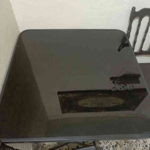 سلام عليكم ميز طعام البيع جديد والله كلش عنوان الوشاش سارع الحكام قياس(80) في (80)       وسعر 80 ستفسار ***********
