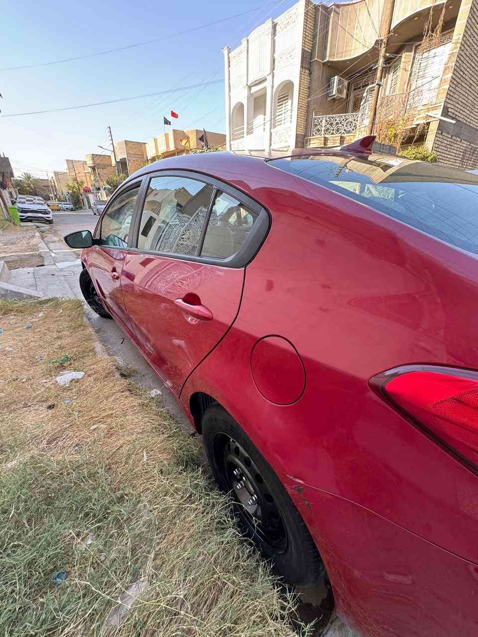 السلام عليكم
فورتي 2016 للبيع محرك 1800 دوش كير at سيارة ماشية 170 الف صدره شويه تعبان بيه هاي طخه بل جاملغ ليوره ما مصلحه ورد أمريكي ضربه باب سياق و خلفي السعر ٩٢ رقم *********** بس واتساب اي استفسار موجود
