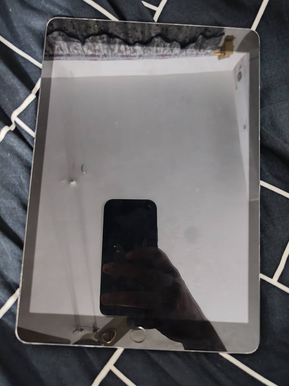 ايباد 9 ذاكره 64 نضيف مابي خلل فقط بصمه يطلع فشل بطاريه زينه مكاني كربلاء سعر 225 ال شراي خاص


**إذا كنت صاحب هذا الإعلان وتريد حذفه لأي سبب، رجاءا أرسل رسالة إلى الدعم الفني**